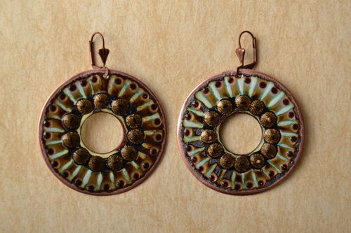 Pendientes de cobre redondos en estilo étnico - MADEheart.com
