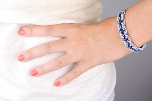 Blaues handmade Armband Makramee - MADEheart.com