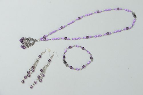 Boucles doreilles et bracelet artisanaux avec collier Lilas - MADEheart.com