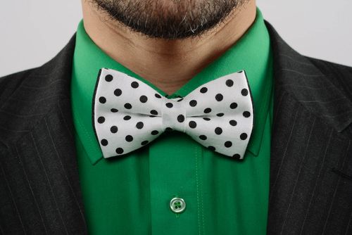 White bow tie with back dots - MADEheart.com