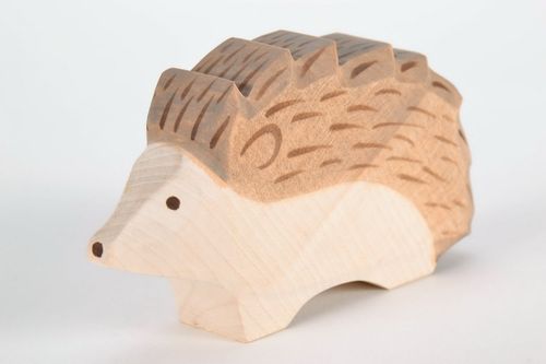 Handmade wooden statuette Hedgehog - MADEheart.com