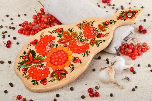 Handmade Schneidebrett Holz hell Küchen Zubehör bemalt Küche Dekor grelle Blumen - MADEheart.com