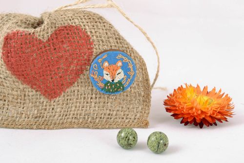 Round brooch with embroidery on wooden basis - MADEheart.com