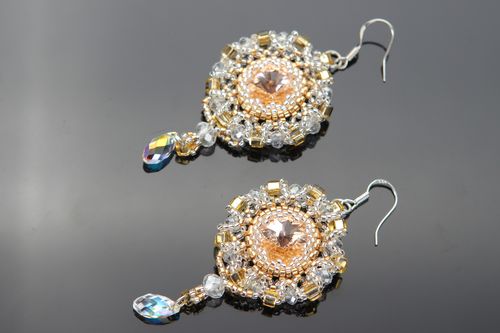 Handmade dangle beaded earrings in tender golden and white color palette - MADEheart.com