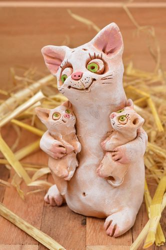 Figura de barro hecha a mano de arcilla decoración de hogar regalo original - MADEheart.com