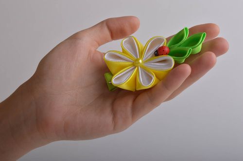 Handmade gelbe Haarspange Blume Mädchen Haarschmuck Accessoire für Kinder  - MADEheart.com