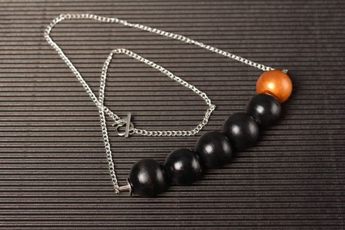 Collana in perle di legno fatta a mano accessori originali da donna  - MADEheart.com