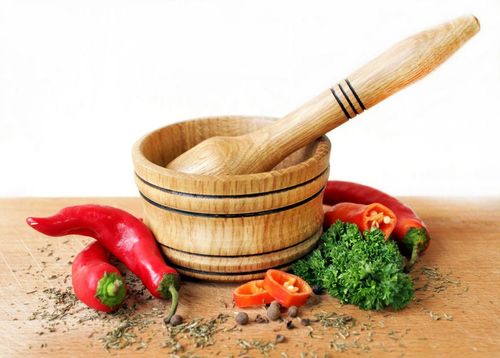 Almofariz de madeira com pilão - MADEheart.com