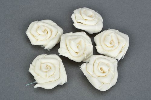 Набор тканевых роз 6 штук белые ручной работы фурнитура для украшений хэнд мэйд - MADEheart.com