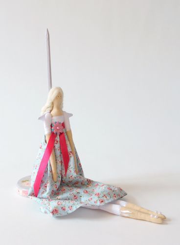 Boneca macia em suporte Anjo floral - MADEheart.com