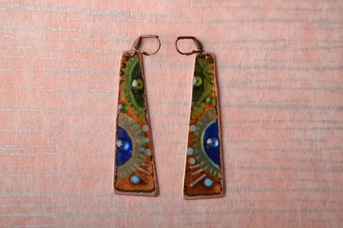Handmade copper earrings painted with enamels - MADEheart.com