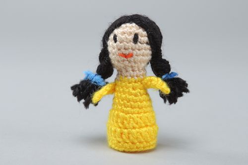 Muñeco de dedo tejido a ganchillo títere de dedo artesanal  - MADEheart.com