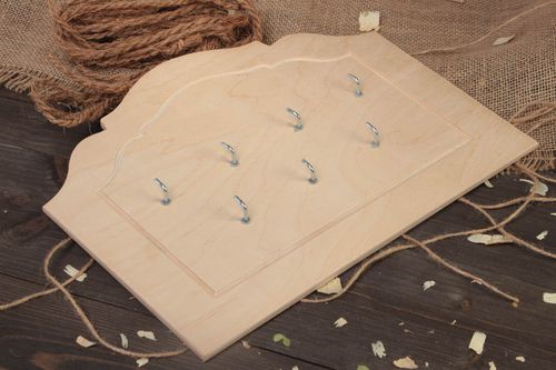 Handmade plywood craft blank for decoration wall key hanger with 7 hooks - MADEheart.com