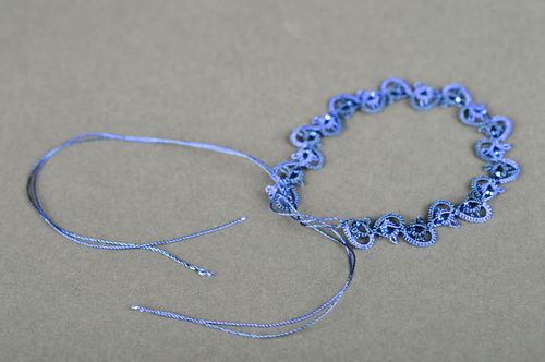 Синий браслет ручной работы кружевной браслет из ниток украшение фриволите - MADEheart.com