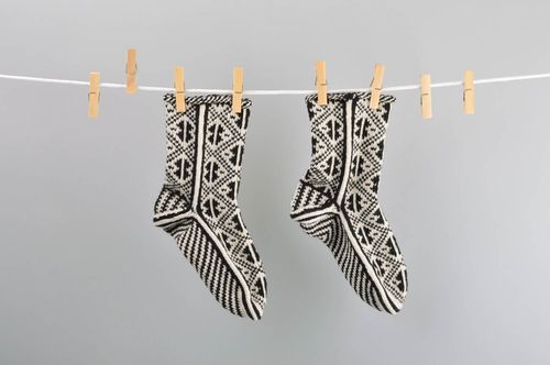 Носки ручной работы шерстяные носки из шерсти женские носки черно-белые - MADEheart.com