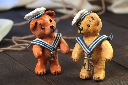 Figurines à suspendre ours marins faites main en papier mâché 2 pièces - MADEheart.com