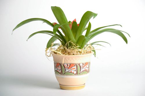 Ceramic flowerpot Modern - MADEheart.com