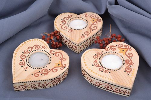 Set of 3 handmade decorative heart-shaped wooden candlesticks with painting - MADEheart.com