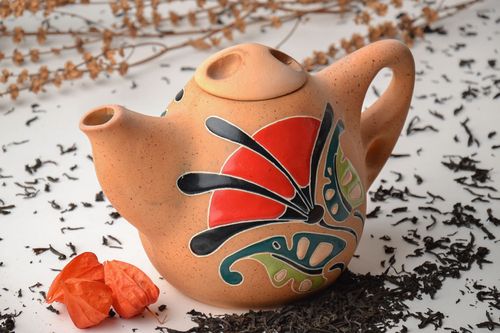Homemade ceramic teapot - MADEheart.com
