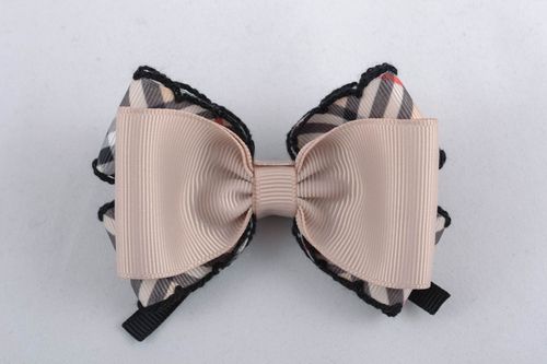 American bows made of ribbons - MADEheart.com