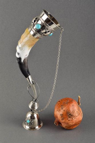 Cuerno para beber hecho a mano regalo personalizado para amigos vaso para vino - MADEheart.com