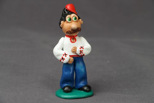 Statuette en terre cuite Kozak faite main - MADEheart.com