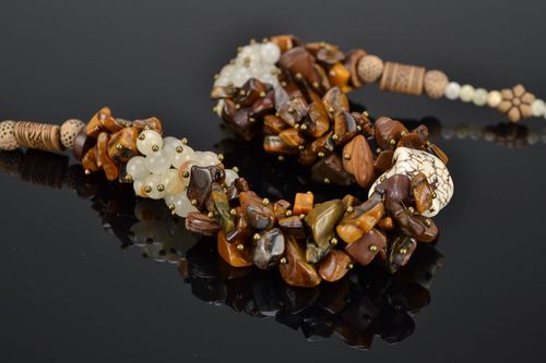 Braunes Collier aus echten Steinen - MADEheart.com