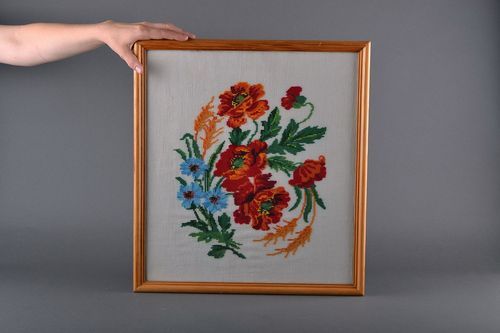 Embroidered painting Poppies - MADEheart.com