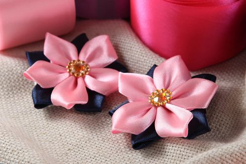 Accessoires für Mädchen rosa Blume Haarspangen handgemachter Schmuck originell - MADEheart.com
