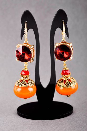 Boucles doreilles longues Bijou fait main orange avec ambre Cadeau femme - MADEheart.com