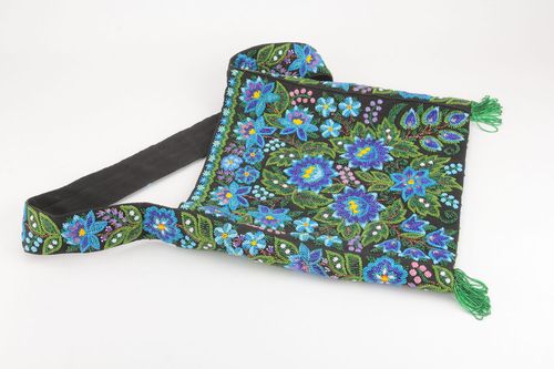 Bag embroidered with beads - MADEheart.com