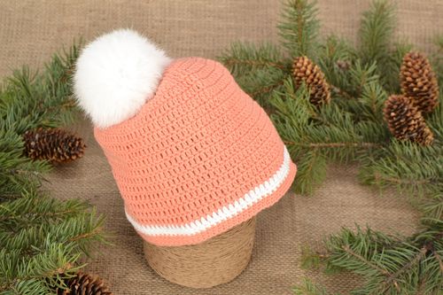 Crocheted hat for girls Pink with Pompon - MADEheart.com