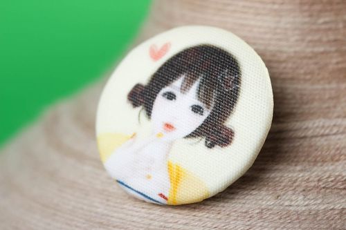 Beautiful handmade plastic button art supplies handmade accessories for sewing - MADEheart.com