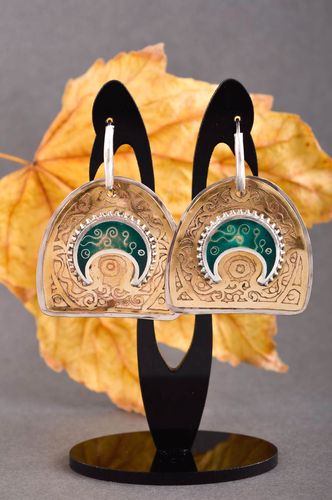 Boucles doreilles laiton Bijou fait main original émaillé Cadeau pour femme - MADEheart.com