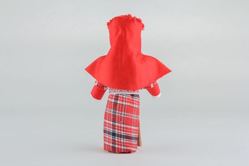 Muñeca de trapo de telas naturales - MADEheart.com