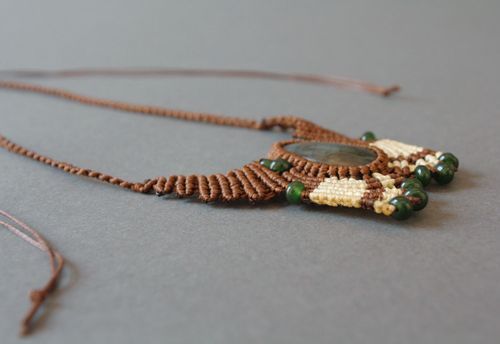 Necklace with labradorite - MADEheart.com