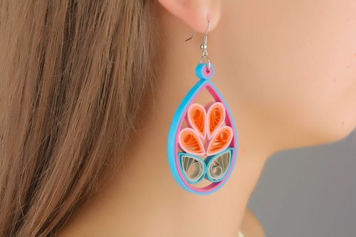 Quilling paper earrings - MADEheart.com