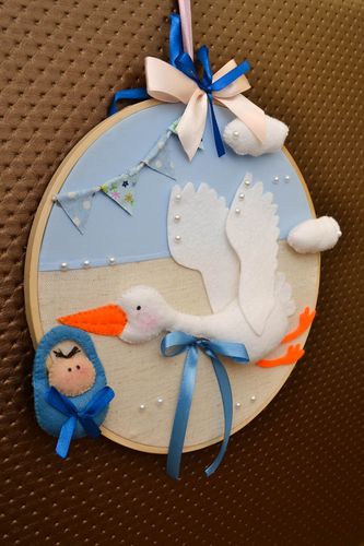 Tableau rond fait main Décoration murale avec cigogne Cadeau de naissance - MADEheart.com