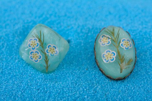 Bague faite main Broche originale Bijoux femme résine époxy fleurs séchées - MADEheart.com