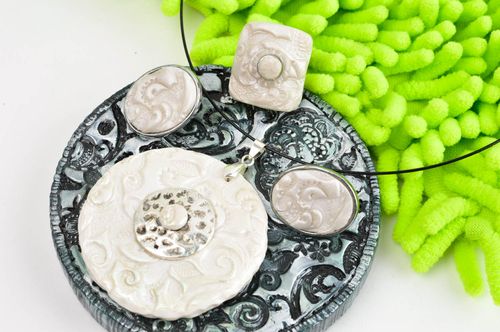 Plastic jewelry set handmade jewellery seal ring stud earrings pendant necklace - MADEheart.com