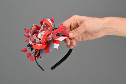 Red and black headband - MADEheart.com