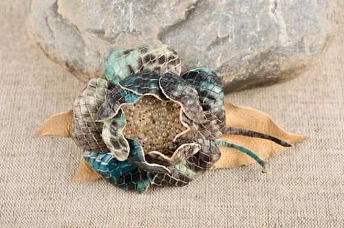 Blume Brosche handgefertigt Leder Schmuck Frauen Geschenk Mode Schmuck  - MADEheart.com