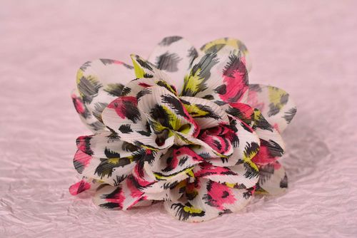 Haarspange Blume handmade Damen Modeschmuck Accessoire für Haare bunt grell - MADEheart.com