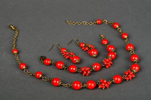 Womens handmade jewelry set beaded earrings bracelet designs bead necklace - MADEheart.com