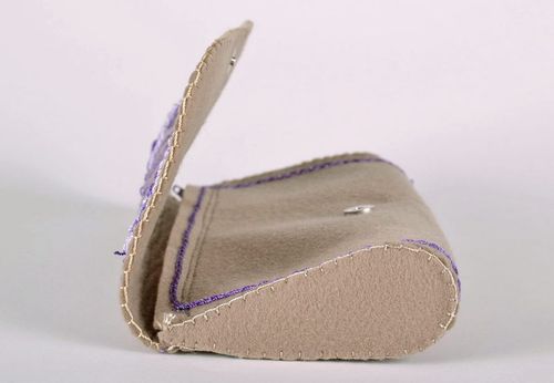 Beauty bag clutch - MADEheart.com