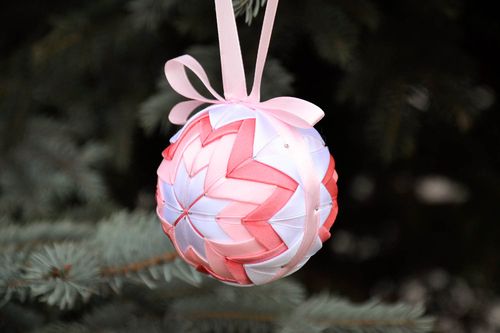 Christmas tree ball  - MADEheart.com