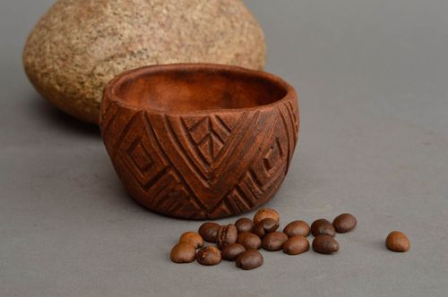 Tazón de barro para sal o salsa hecho a mano regalo original enser de cocina - MADEheart.com