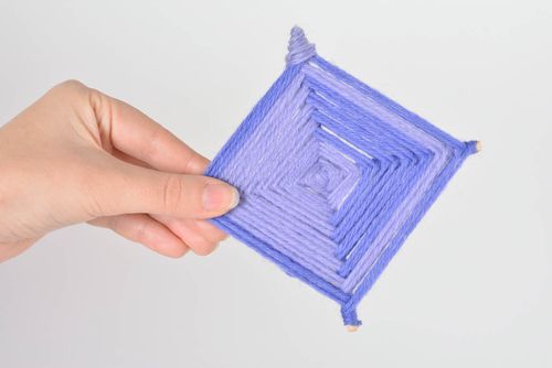 Mándala de hilos azul hecho a mano decoración de pared adorno para casa - MADEheart.com