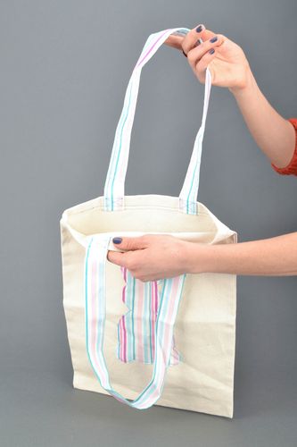 Женская сумка из ткани ручной работы белая с принтом - MADEheart.com