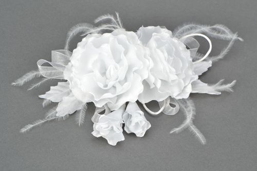 Wedding accessory White Extravaganza - MADEheart.com